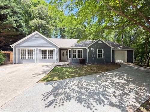 1121 Canvas Back Dr, Woodstock, GA, 30189-5433 | Card Image