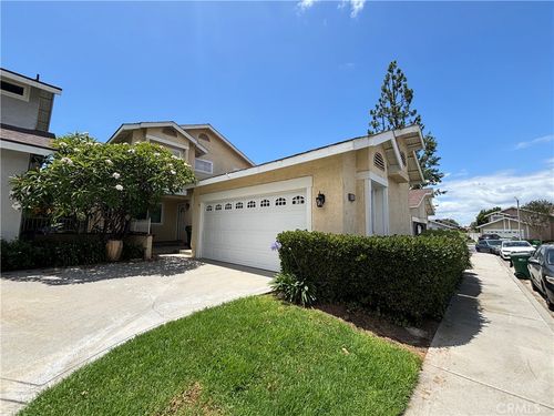 15 Southampton, Irvine, CA, 92620-3218 | Card Image
