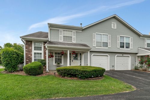 329 Redwing Dr, Bolingbrook, IL, 60440-1762 | Card Image