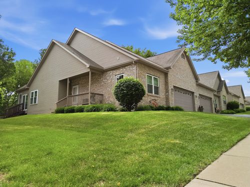 1676 Overlook Dr, Dixon, IL, 61021-9636 | Card Image