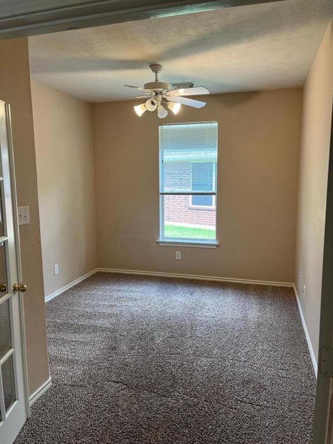 Study/Bedroom with Dual French Door Glass Panes! | Image 7