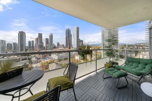 2601-2289 Yukon Crescent, Burnaby, BC, V5C0B2 | Card Image