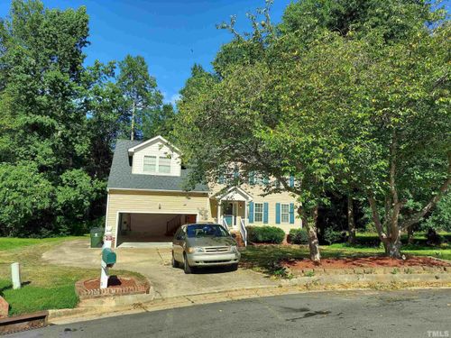 224 Crossfire Rd, Holly Springs, NC, 27540-8560 | Card Image