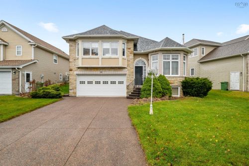 16 Ridgepark Lane, Halifax, NS, B3N3J2 | Card Image