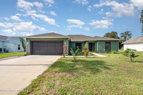 950 Douglas St Se, Palm Bay, FL, 32909-3835 | Card Image