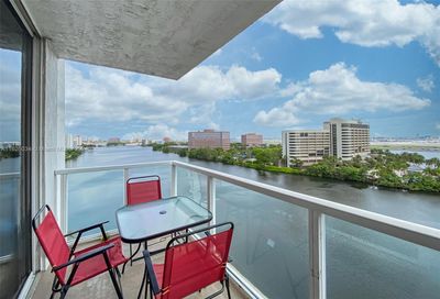 1001 - 5091 Nw 7th St, Condo with 2 bedrooms, 2 bathrooms and null parking in Miami FL | Image 3