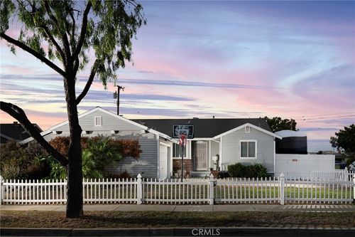 8073 Cactus Cir, Buena Park, CA, 90620-2162 | Card Image