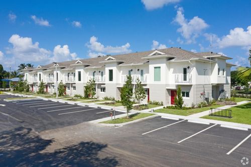3902 Melaleuca Ln, Lake Worth, FL, 33461-5109 | Card Image