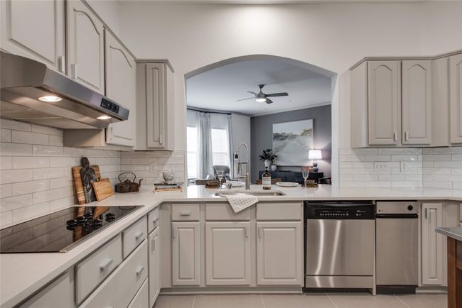 APT-101 - 4201 Lomo Alto Dr, Condo with 3 bedrooms, 3 bathrooms and null parking in Dallas TX | Image 7