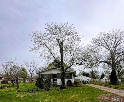 4074 Breckenridge Ln, Granite City, IL, 62040-4216 | Card Image