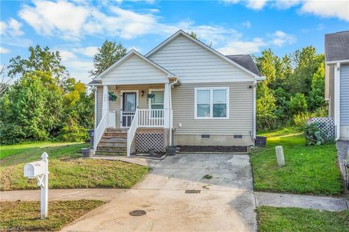 594 Denny Dr, Winston-Salem, NC, 27107-2704 | Card Image