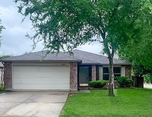 8213 Winding Stream Ln, Denton, TX, 76210-0856 | Card Image