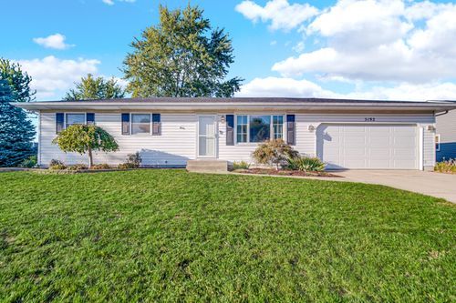 5192 Lakeview Ave, Portage, IN, 46368-5162 | Card Image