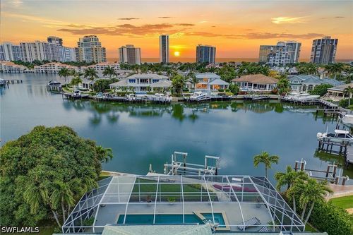 4459 Crayton Rd, NAPLES, FL, 34103-8528 | Card Image