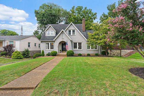105 Cherokee Rd, Nashville, TN, 37205-1815 | Card Image