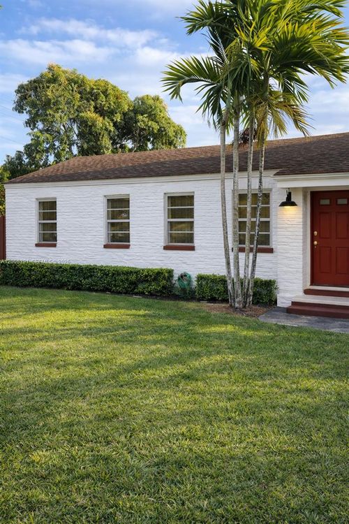 5800 Sw 61st St, Miami, FL, 33143-2334 | Card Image