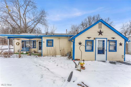 5115 Bond Ave, Lorain, OH, 44055-3954 | Card Image