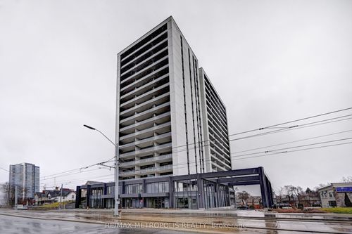 909-741 King St W, Kitchener, ON, N2G0E9 | Card Image