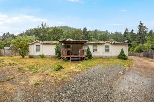 513 Barton Rd, Glendale, OR, 97442-9729 | Card Image
