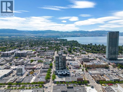 703-1588 Ellis St, Kelowna, BC, V1Y0H1 | Card Image