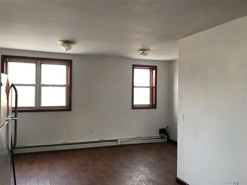 1fl-57 Main St, Flushing, NY, 11355-5331 | Card Image