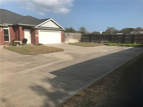 5026 Yorktown Blvd, Corpus Christi, TX, 78413-5367 | Card Image