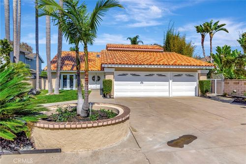 24851 Via Santa Cruz, Mission Viejo, CA, 92692-2437 | Card Image