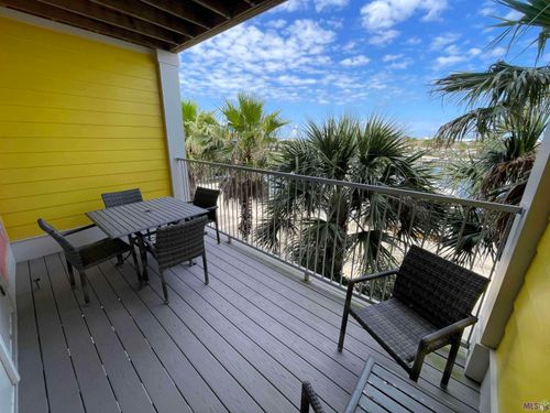 22-120 Carmen Ln, Grand Isle, LA, 70358-9641 | Card Image