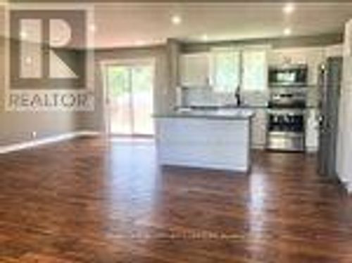 313 Fleetwood Main Floor Road, Kawartha Lakes (Manvers), ON, L0B1K0 | Card Image