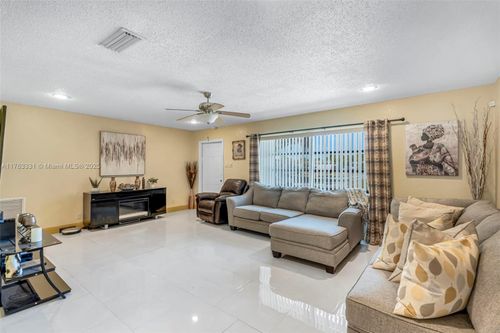 7220 Nw 8th Ct, Margate, FL, 33063-3304 | Card Image