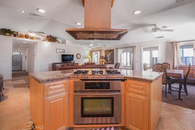 61975 Old Chisholm Trl, House other with 3 bedrooms, 3 bathrooms and 2 parking in Joshua Tree CA | Image 43