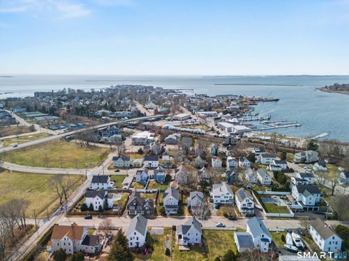 9 Oak Dr, Stonington, CT, 06378-1009 | Card Image