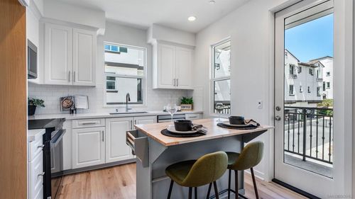 329 Ocotillo Gl, Escondido, CA, 92025 | Card Image