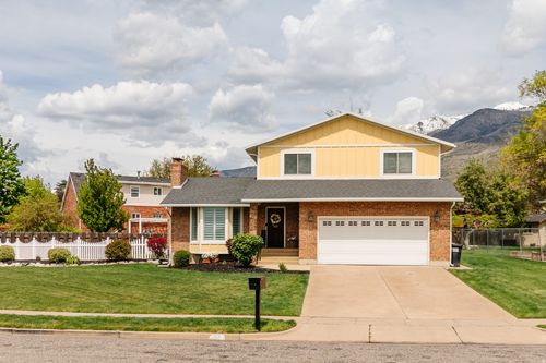 39 S Village Way E, Fruit Heights, UT, 84037 | Card Image