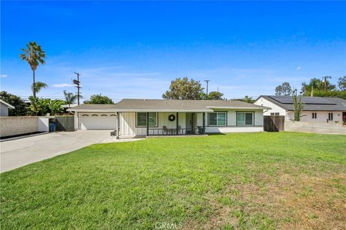15813 Lonecrest Dr, Hacienda Heights, CA, 91745-6435 | Card Image