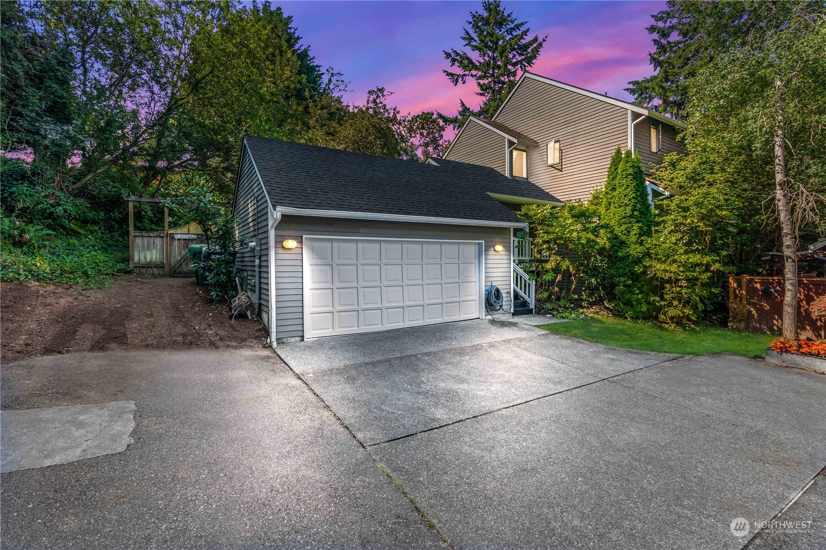 37th Ave, Seattle, WA 98126