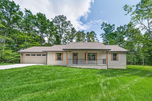 1146 Natchez Trce, Crossville, TN, 38572-3403 | Card Image