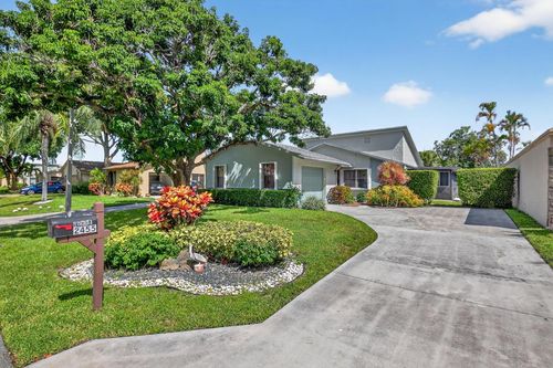 2455 Nw 10th St, Delray Beach, FL, 33445-2082 | Card Image