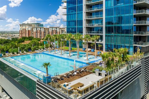 apt-707-3130 N Harwood St, Dallas, TX, 75201-1116 | Card Image