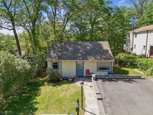 4 Erie Ave, Rockaway, NJ, 07866-1118 | Card Image