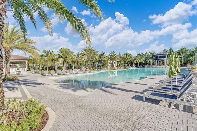 10380 Nw 88 Th Ter, Townhouse with 4 bedrooms, 3 bathrooms and null parking in Doral FL | Image 34
