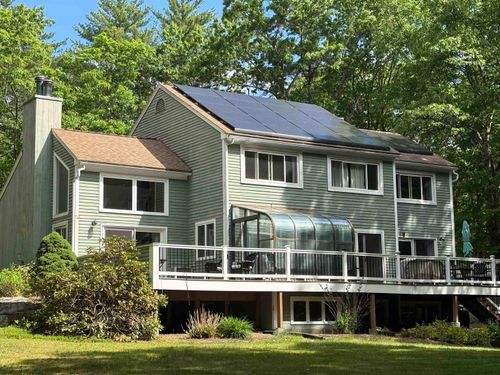 37 Standish Way, Amherst, NH, 03031-2812 | Card Image
