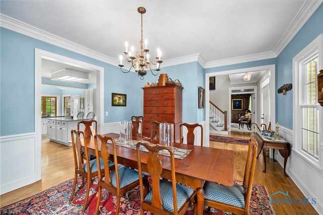 Dining | Image 8