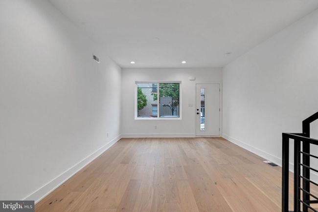 1309 S 32 Nd St, Townhouse with 3 bedrooms, 2 bathrooms and null parking in PHILADELPHIA PA | Image 4