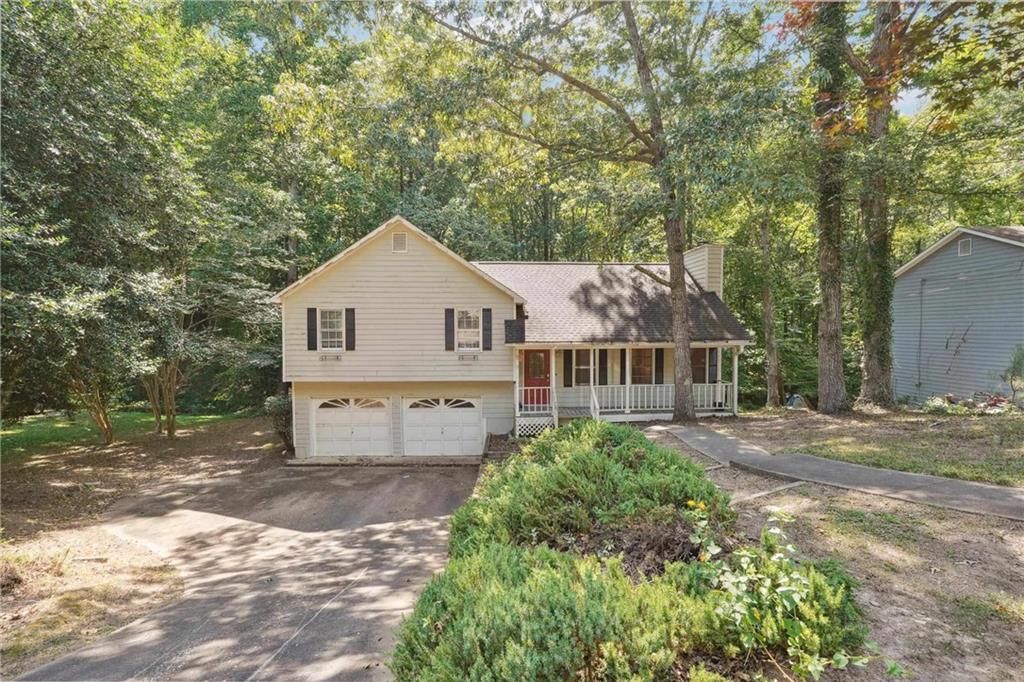 Walnut Dr, Woodstock, GA 30189
