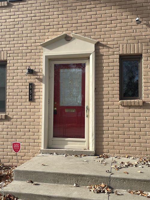 655 Eton St, Birmingham, MI, 48009-5860 | Card Image