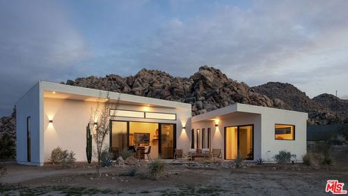 7192 Mount Shasta Ave, Joshua Tree, CA, 92252-5266 | Card Image