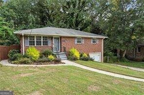 3235 Woodview Dr Se, Smyrna, GA, 30082-2420 | Card Image