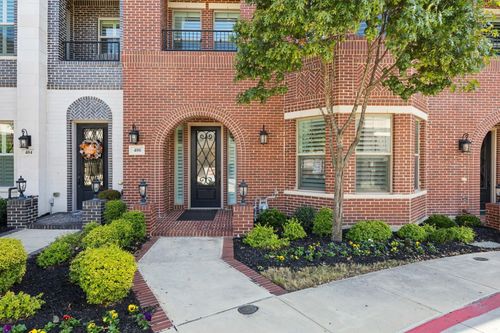 408 Crockett Cir, Roanoke, TX, 76262-2125 | Card Image