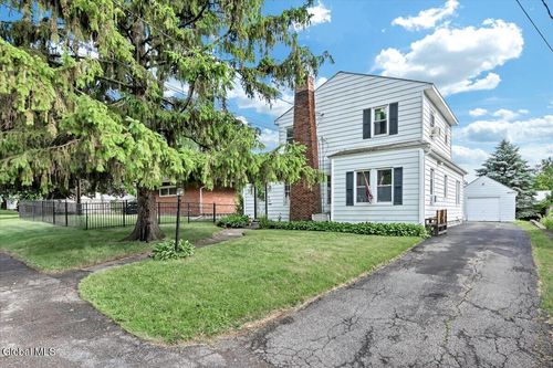 1814 Nott St, Schenectady, NY, 12309-5230 | Card Image
